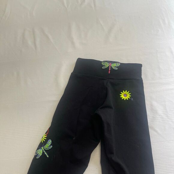 Margarita Supplex VTG Black Floral Dragonfly Embroidered Pull On Yoga Pants Sz 1 - Picture 1 of 9